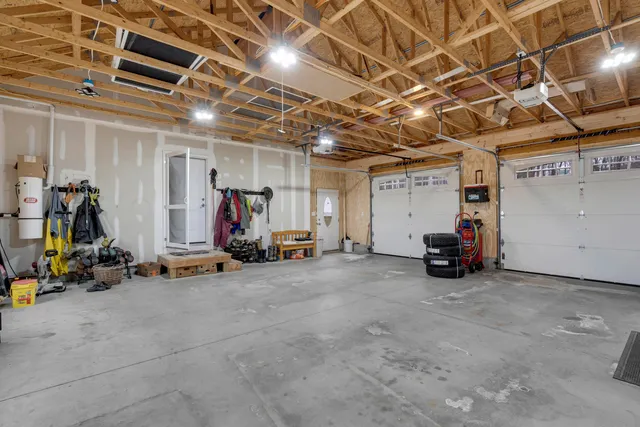 $1,100,000 | 59 West Andrew Hill Road, Otisfield, ME 04270