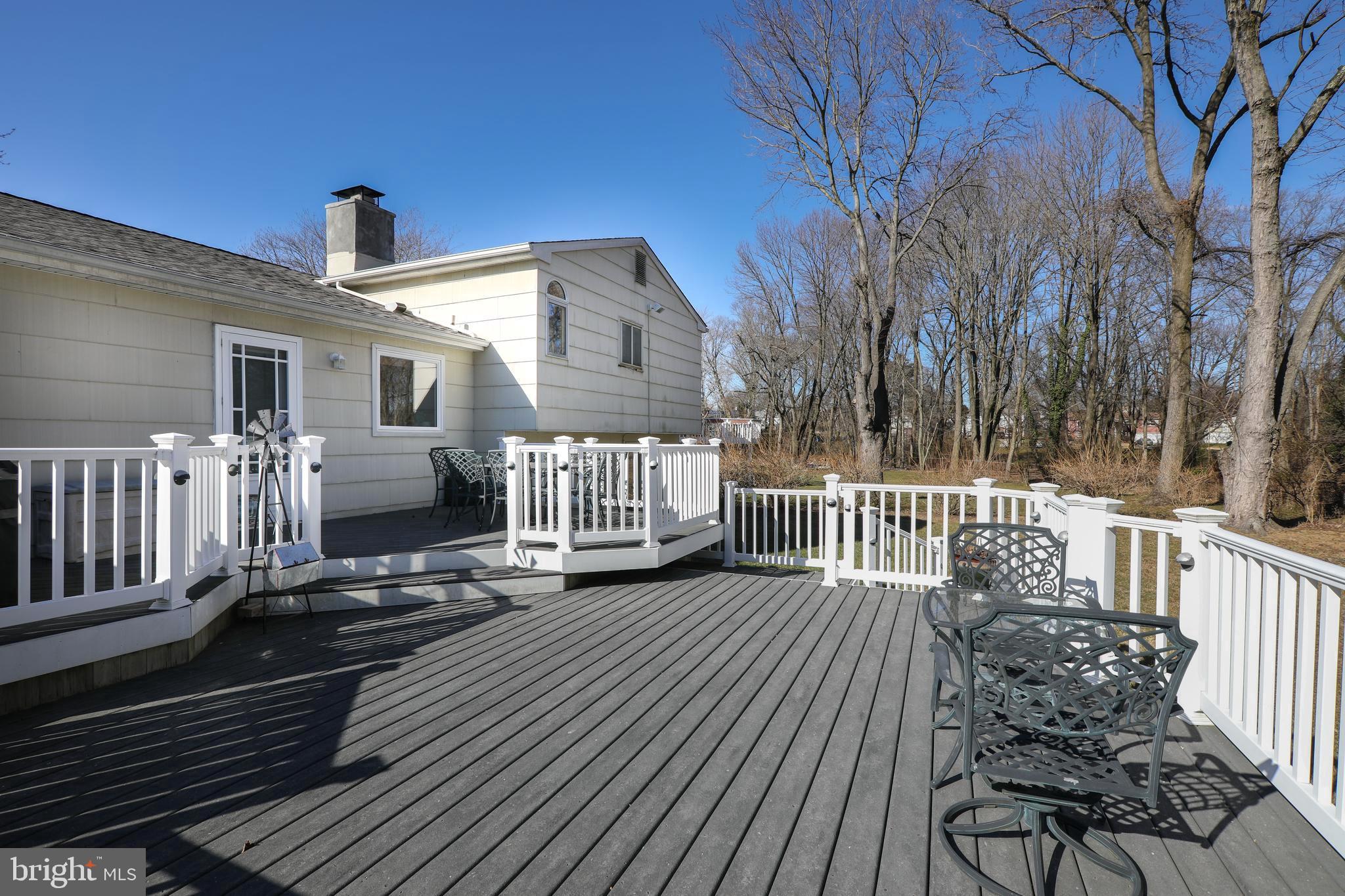41 Clemson Road Cherry Hill, NJ 08034 - Photo 31 of 32 2 tier deck with plenty of space for tables,chairs