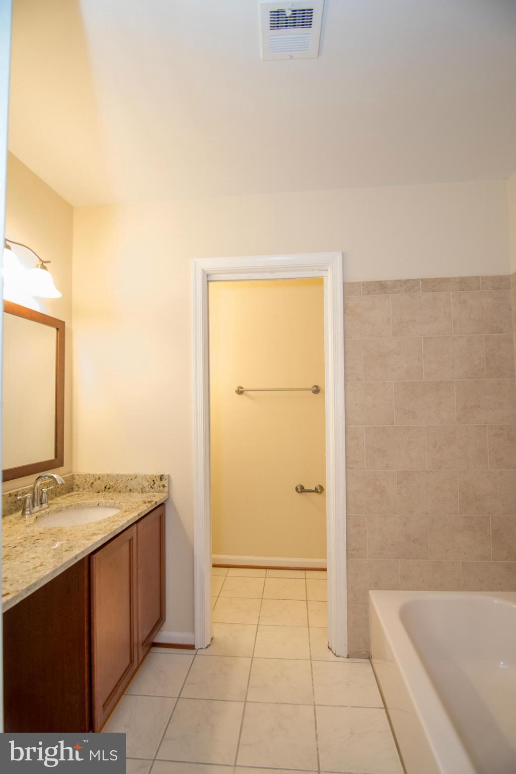 8451 Lakinhurst Lane Springfield, VA 22152 - Photo 12 of 27 Bath (Master)