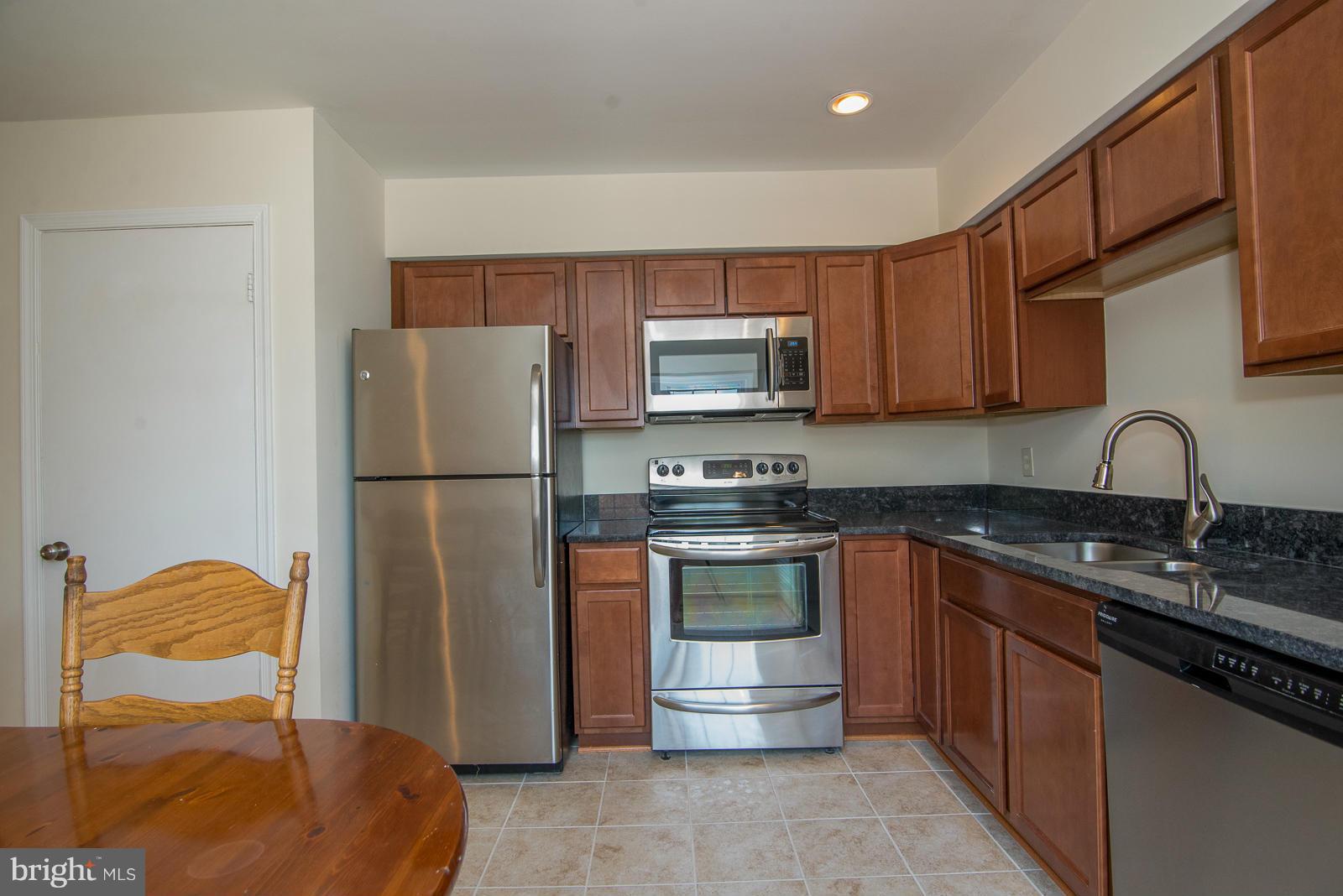 8451 Lakinhurst Lane Springfield, VA 22152 - Photo 8 of 27 Kitchen