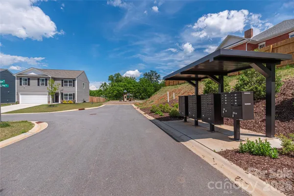 $389,000 | 8 Madelyn Drive, Clyde, NC 28721