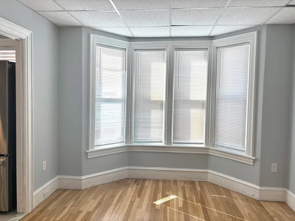 $2,650 | 130 Division Street, Unit 1, North Attleboro, MA 02760