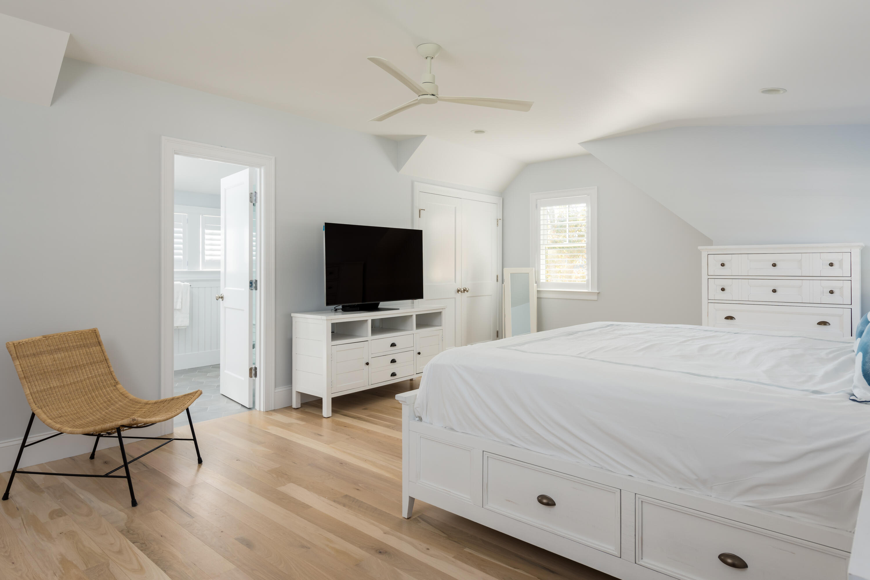 15 Bascom Hollow Harwich, MA 02645 - Photo 32 of 35 a room with a bed and a flat screen tv