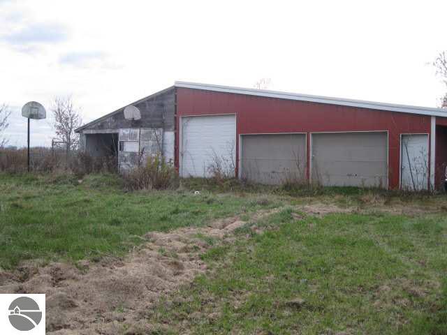 2649 Saunders Road Sterling, MI 48659 - Photo 3 of 5 1751704-2.JPG