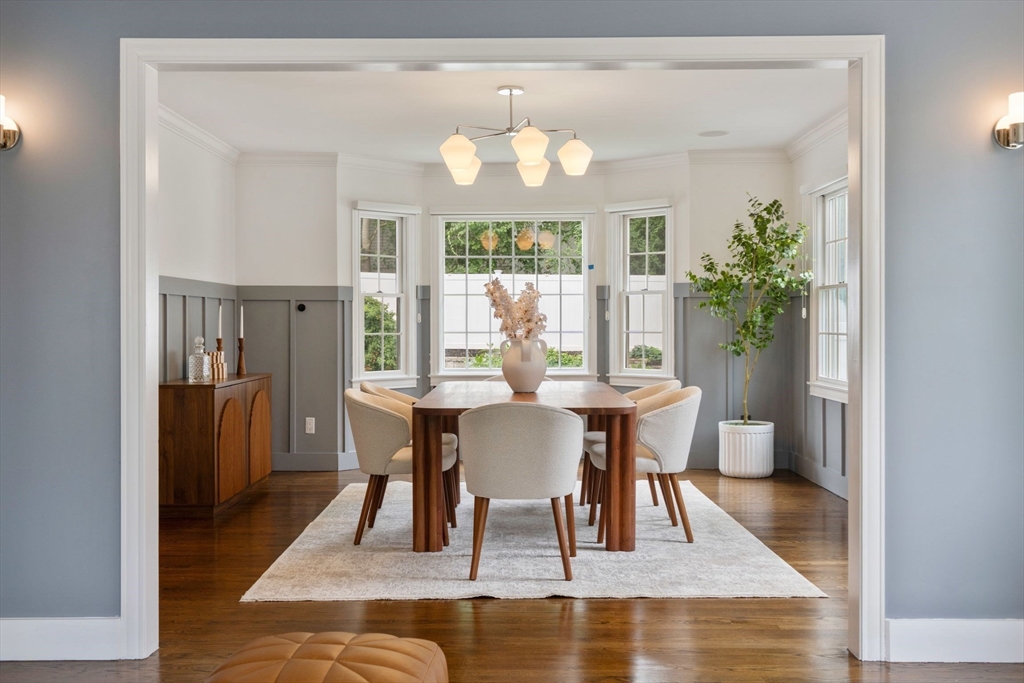94 Cynthia Road Needham, MA 02494 - Photo 6 of 41 Gallery Image 6