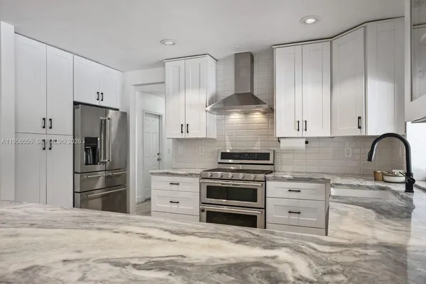 $1,250,000 | 8705 Southwest 176th Street, Palmetto Bay, FL 33157