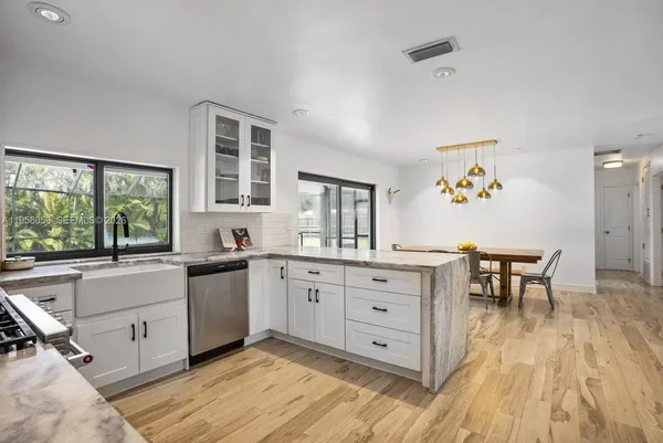 $1,250,000 | 8705 Southwest 176th Street, Palmetto Bay, FL 33157