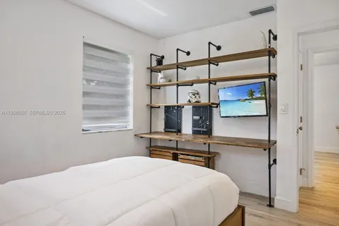 $1,250,000 | 8705 Southwest 176th Street, Palmetto Bay, FL 33157