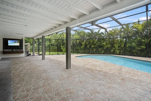 $1,250,000 | 8705 Southwest 176th Street, Palmetto Bay, FL 33157