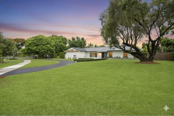 $1,250,000 | 8705 Southwest 176th Street, Palmetto Bay, FL 33157