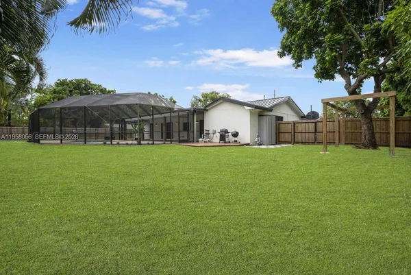 $1,250,000 | 8705 Southwest 176th Street, Palmetto Bay, FL 33157