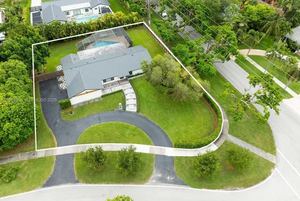 $1,250,000 | 8705 Southwest 176th Street, Palmetto Bay, FL 33157