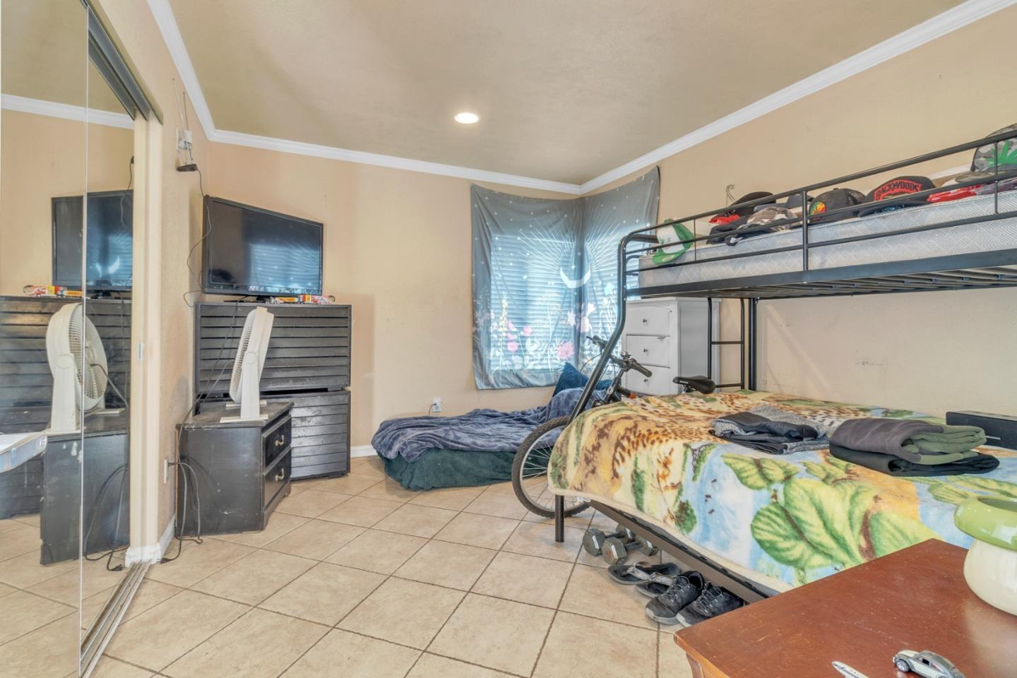 622 Rochex Avenue Salinas, CA 93906 - Photo 14 of 52 Gallery Image 14