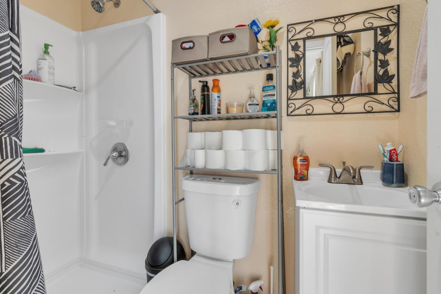 622 Rochex Avenue Salinas, CA 93906 - Photo 23 of 52 Gallery Image 23