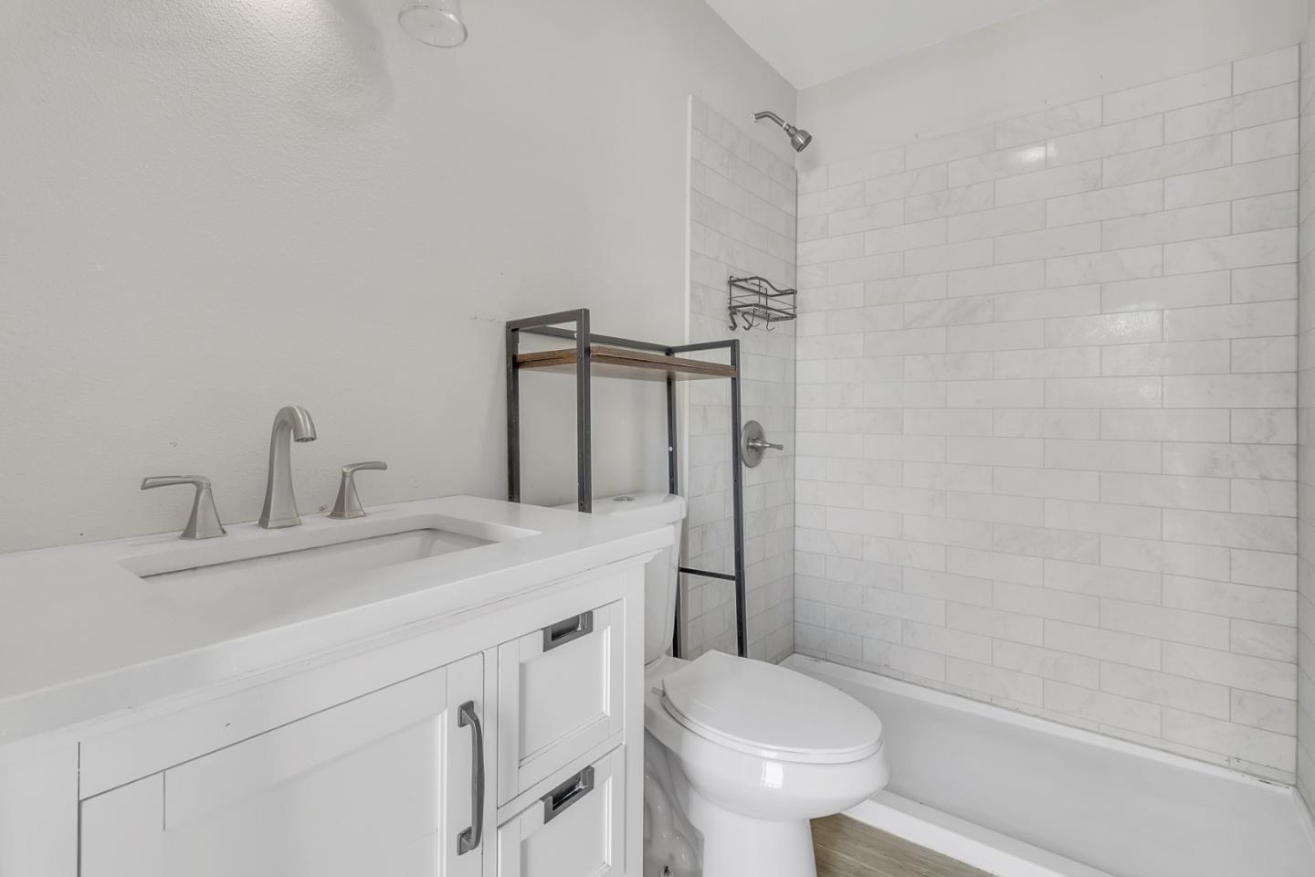 622 Rochex Avenue Salinas, CA 93906 - Photo 28 of 52 Gallery Image 28
