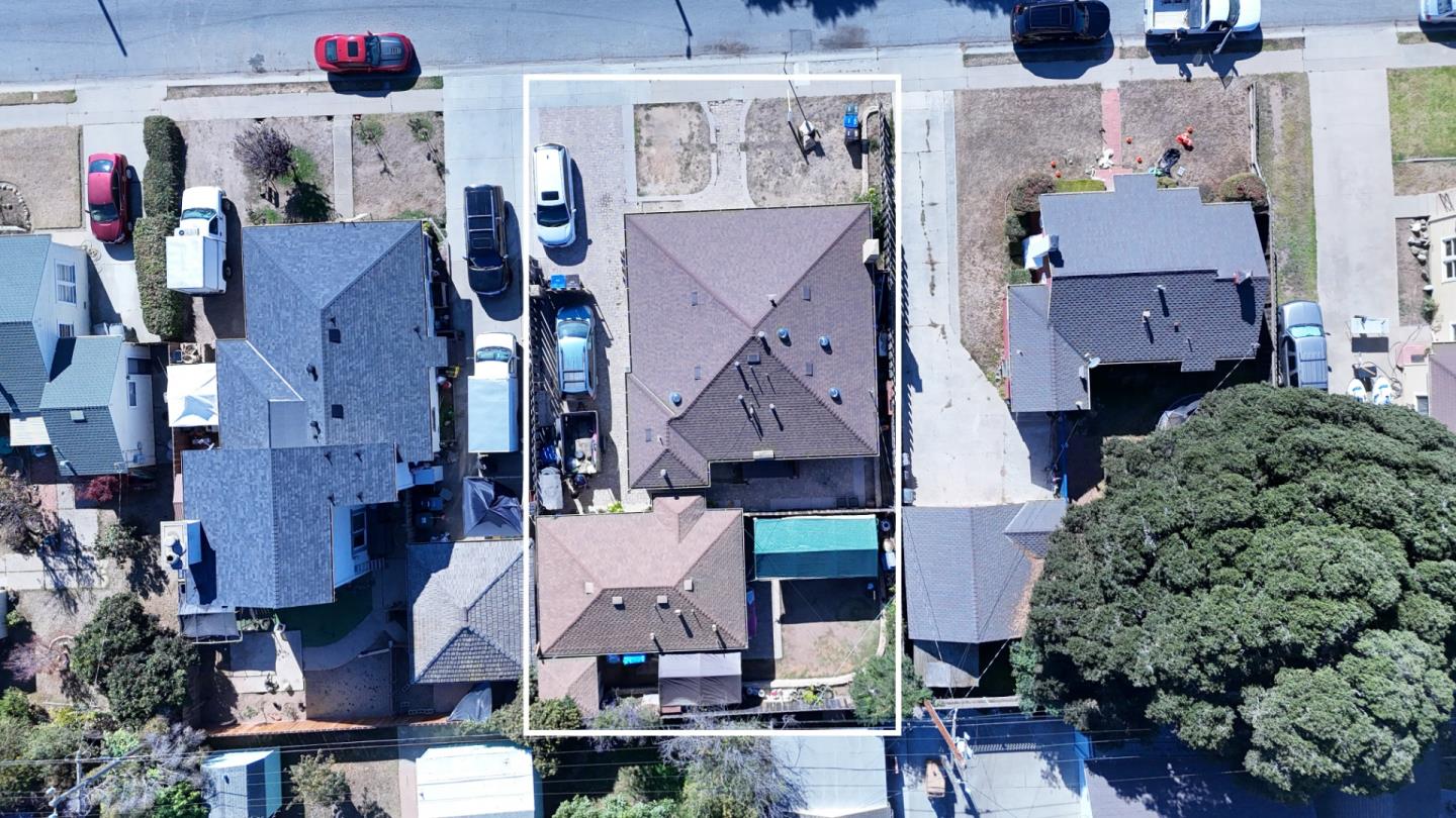 622 Rochex Avenue Salinas, CA 93906 - Photo 6 of 52 Gallery Image 6