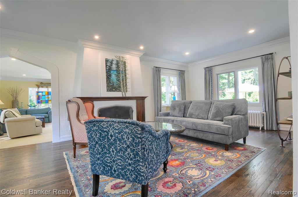 391 Cranbrook Road Bloomfield Hills, MI 48301 - Photo 4 of 35