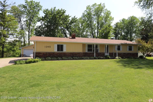 $228,000 | 1345 West Stoll Road, Dewitt, MI 48820