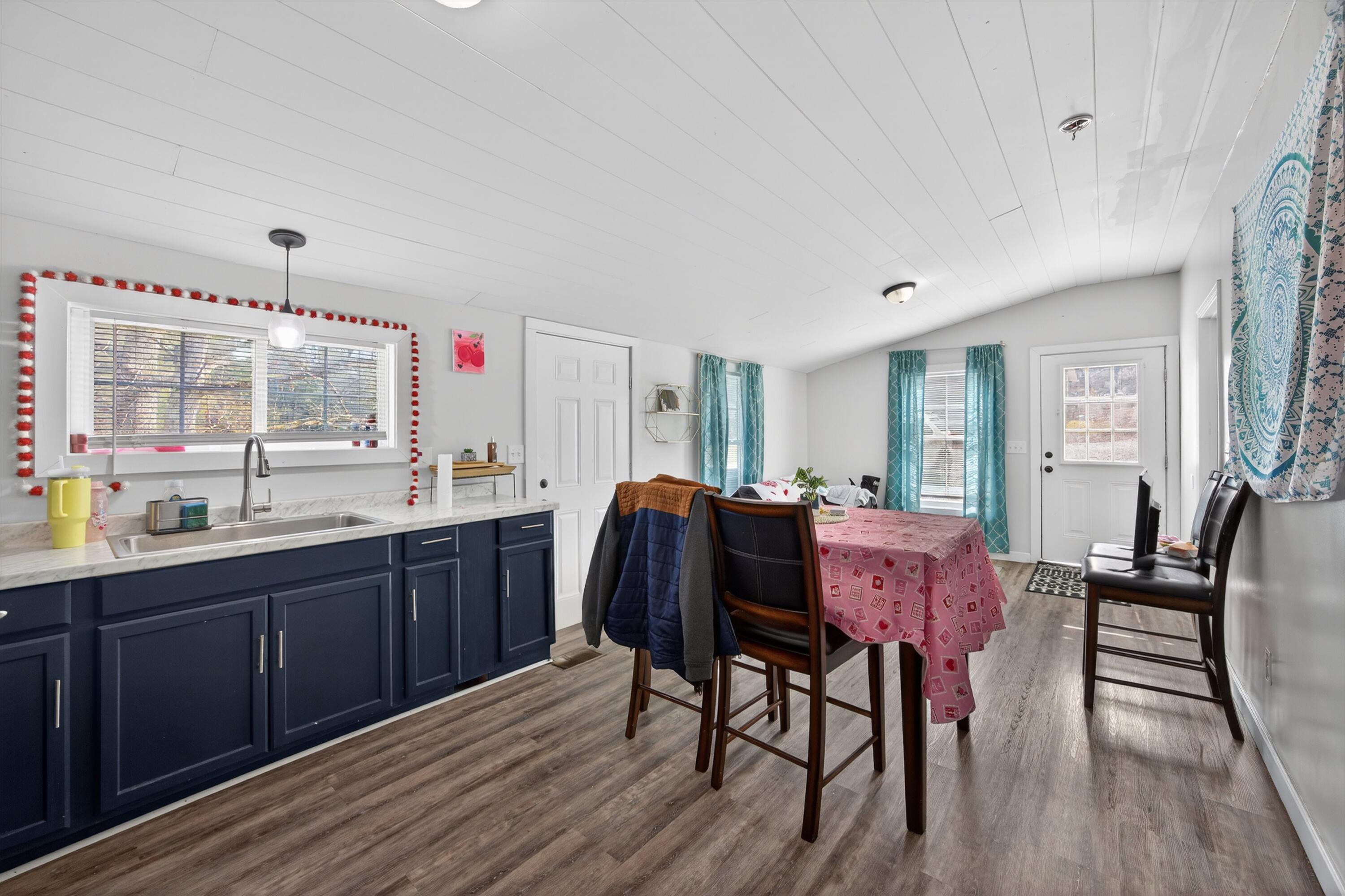 457 Stacy Road Dalton, GA 30721 - Photo 12 of 24 12-090A3720