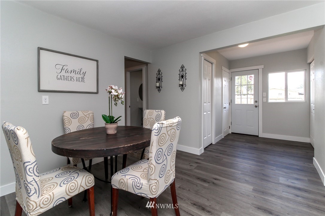 404 Nixon Street Roy, WA 98580 - Photo 11 of 27