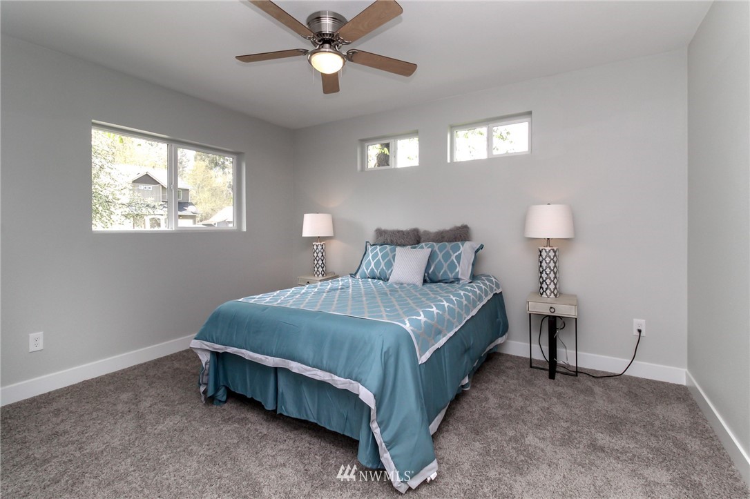 404 Nixon Street Roy, WA 98580 - Photo 14 of 27