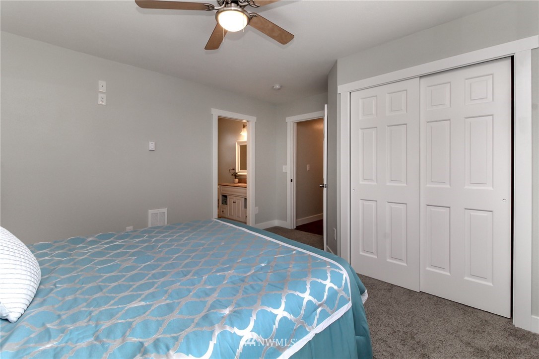 404 Nixon Street Roy, WA 98580 - Photo 15 of 27