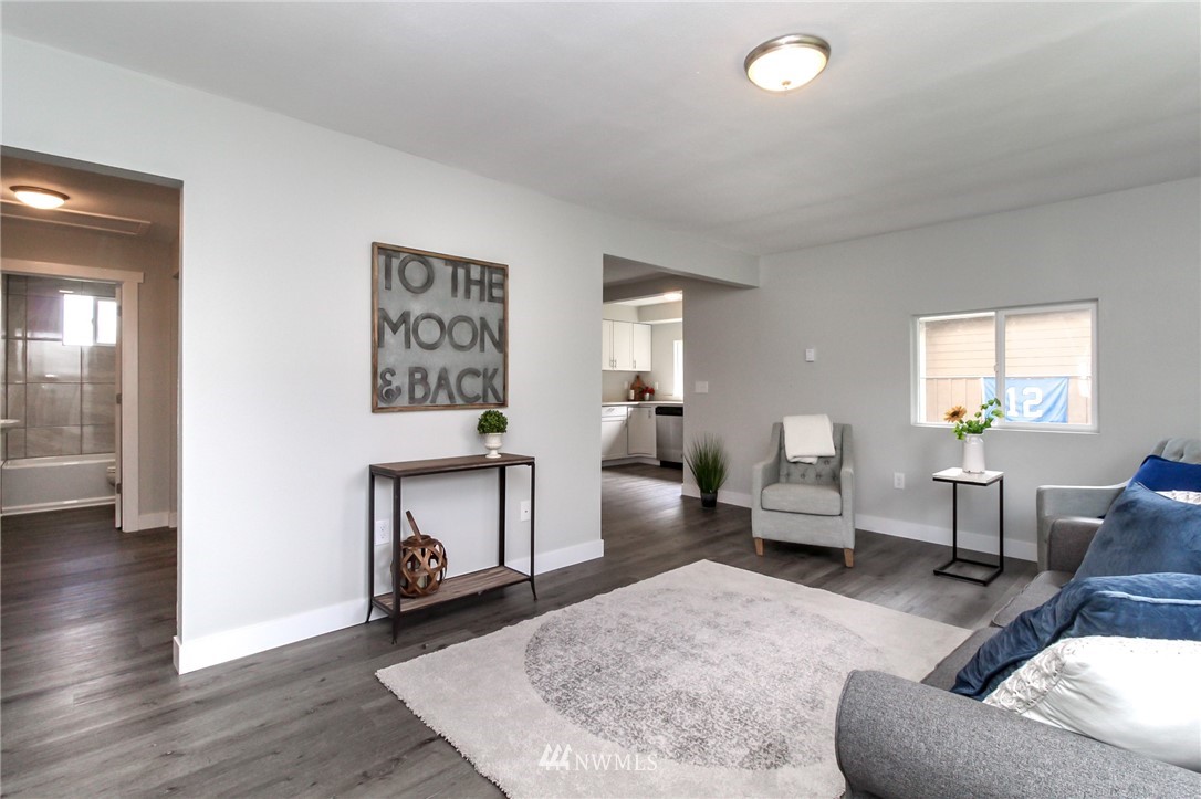 404 Nixon Street Roy, WA 98580 - Photo 8 of 27