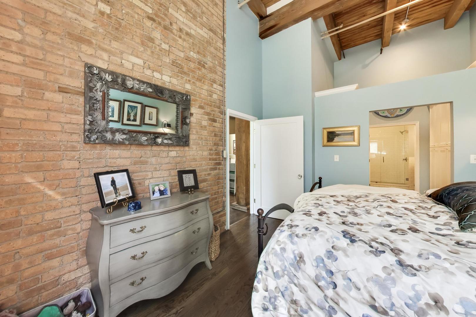 1330 West Monroe Street, Unit 107 Chicago, IL 60607 - Photo 13 of 29