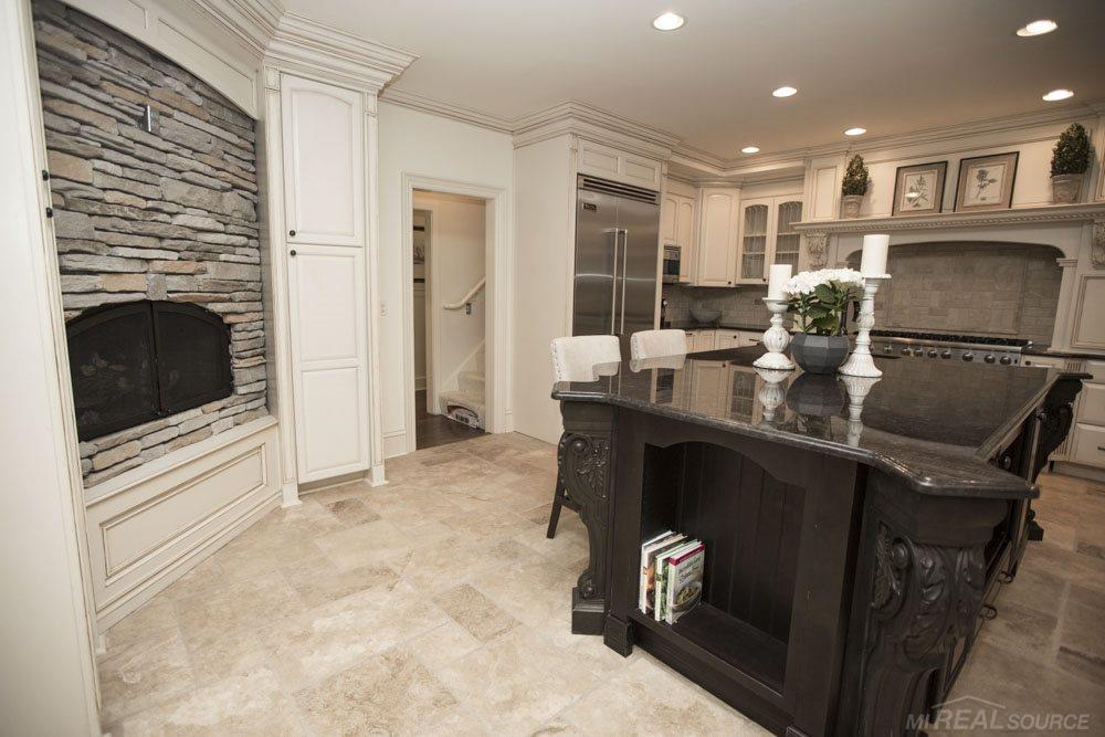 87 Kenwood Road Grosse Pointe Farms, MI 48236 - Photo 8 of 30