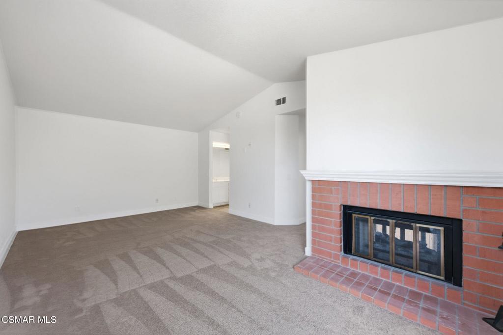 802 Congressional Road Simi Valley, CA 93065 - Photo 17 of 37