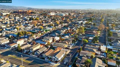 $419,950 | 502 Pennsylvania Avenue, Richmond, CA 94801