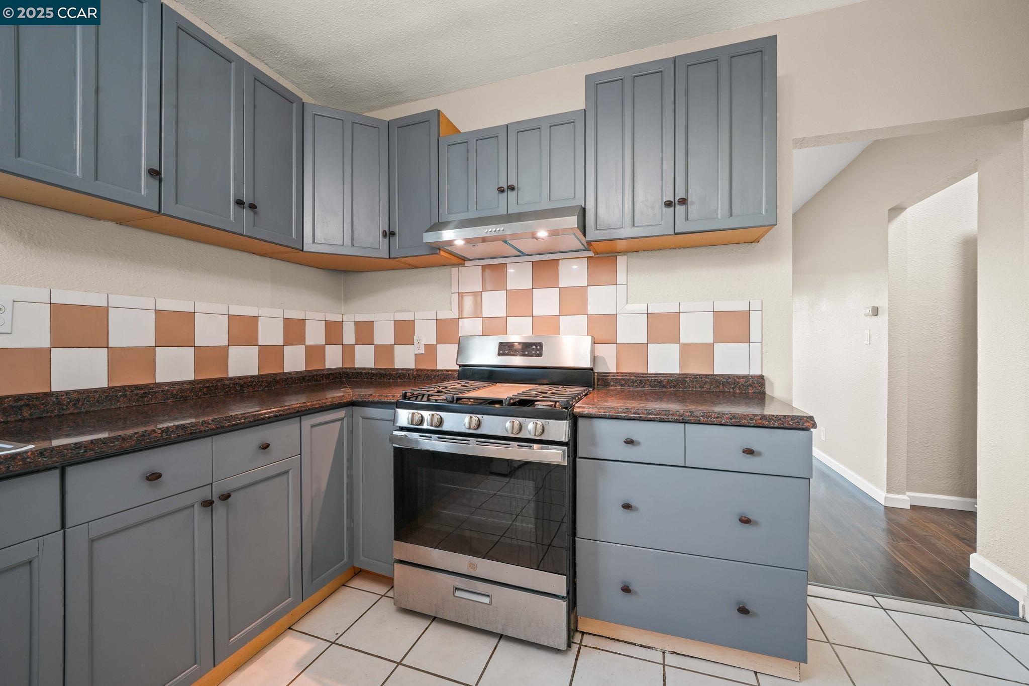 502 Pennsylvania Avenue Richmond, CA 94801 - Photo 6 of 39