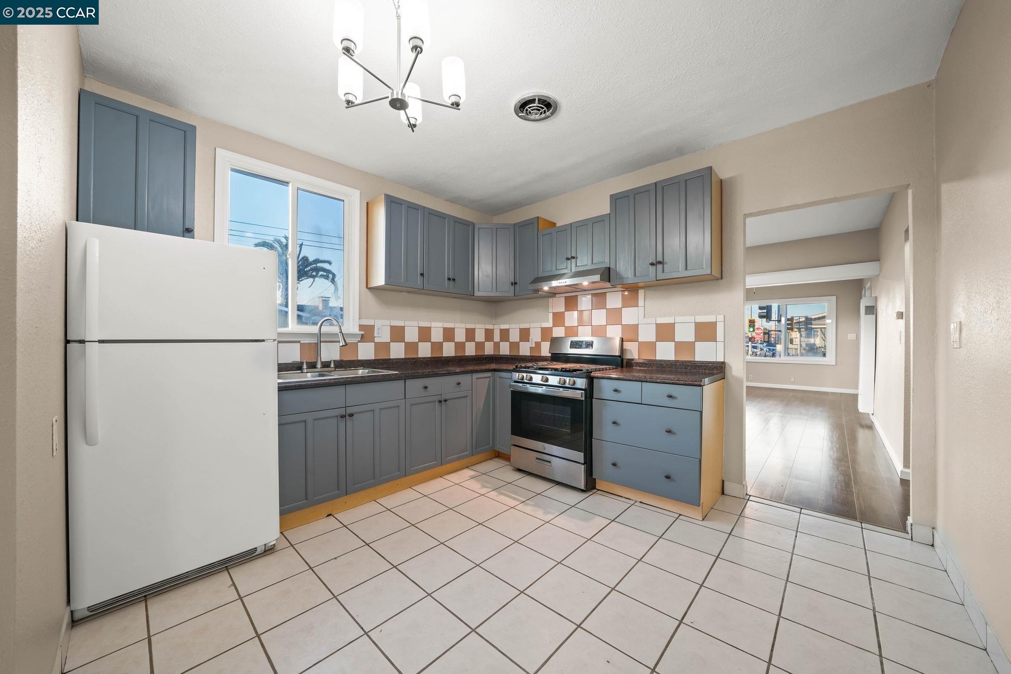 502 Pennsylvania Avenue Richmond, CA 94801 - Photo 7 of 39