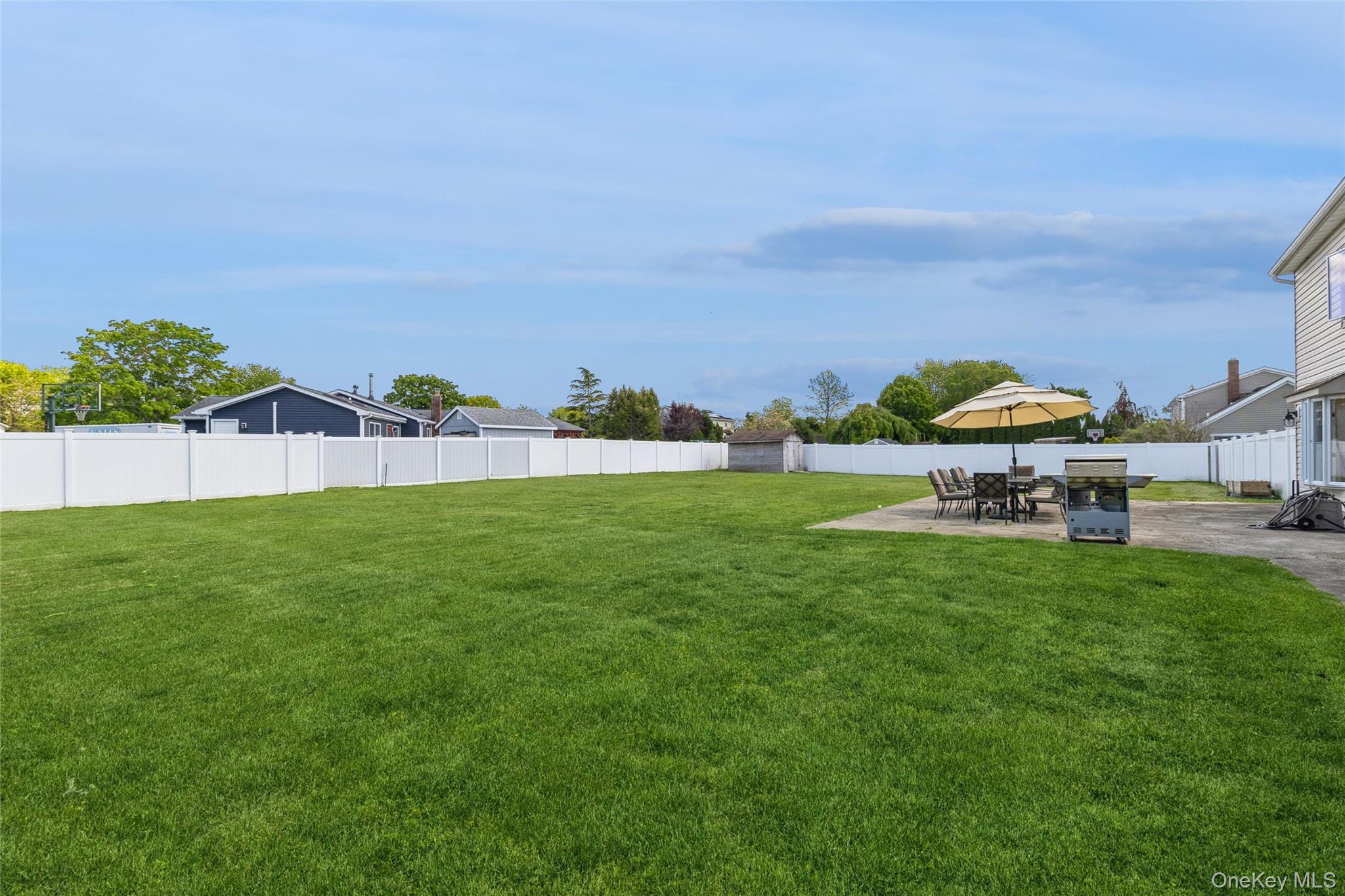 51 Oleeta Road Mount Sinai, NY 11766 - Photo 24 of 29