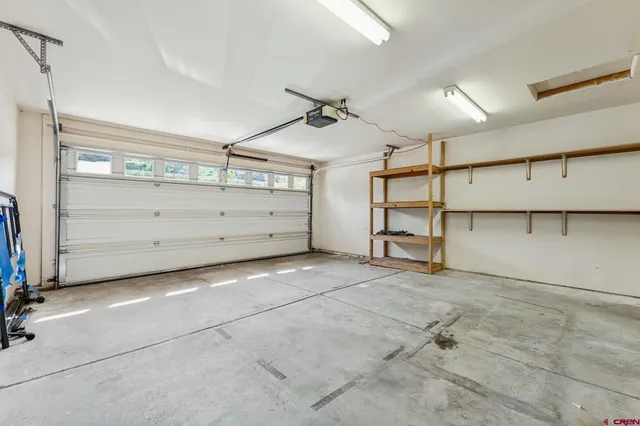 a view of a garage room
