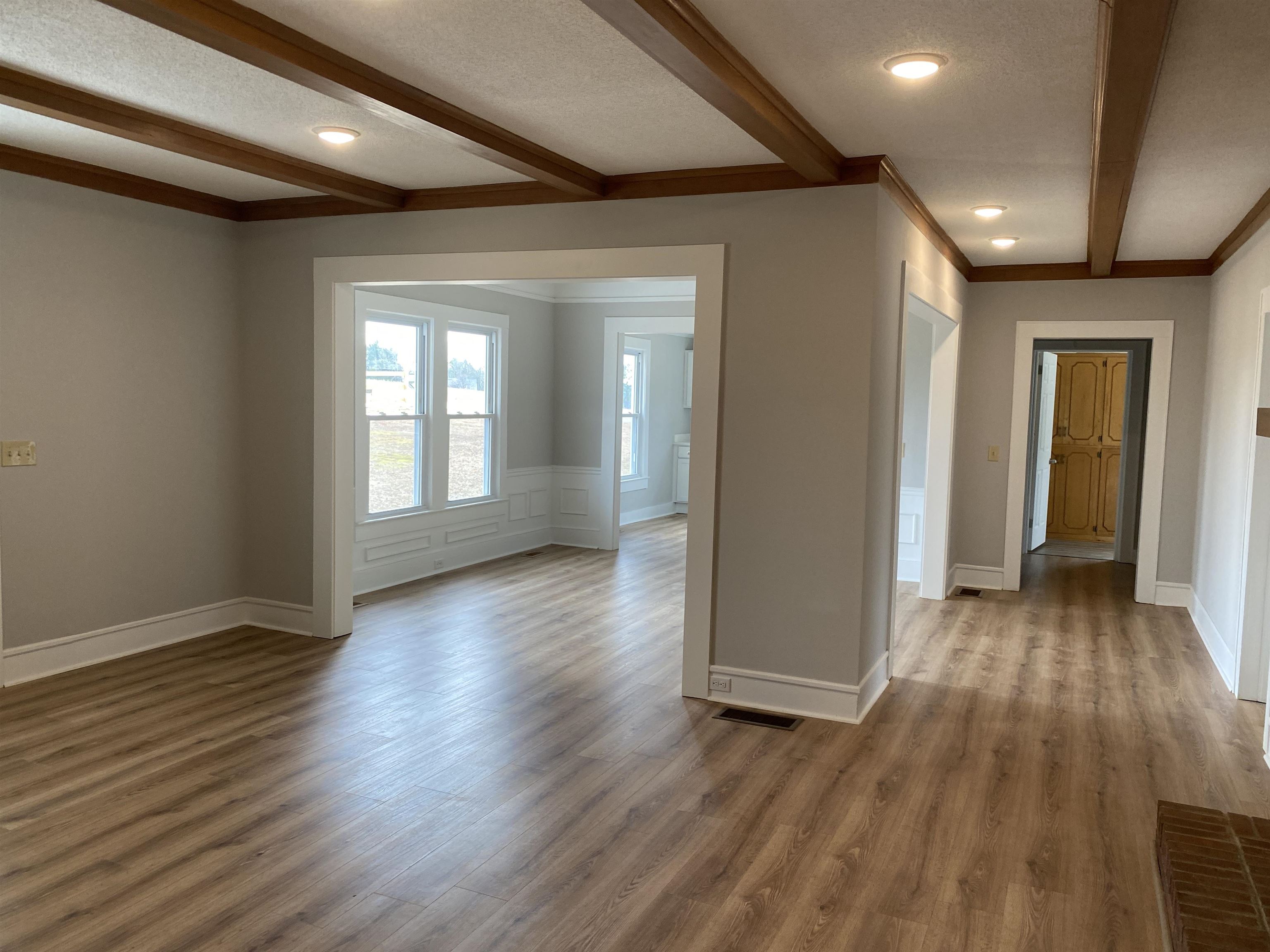 395 Edwards Road Inman, SC 29349 - Photo 7 of 35