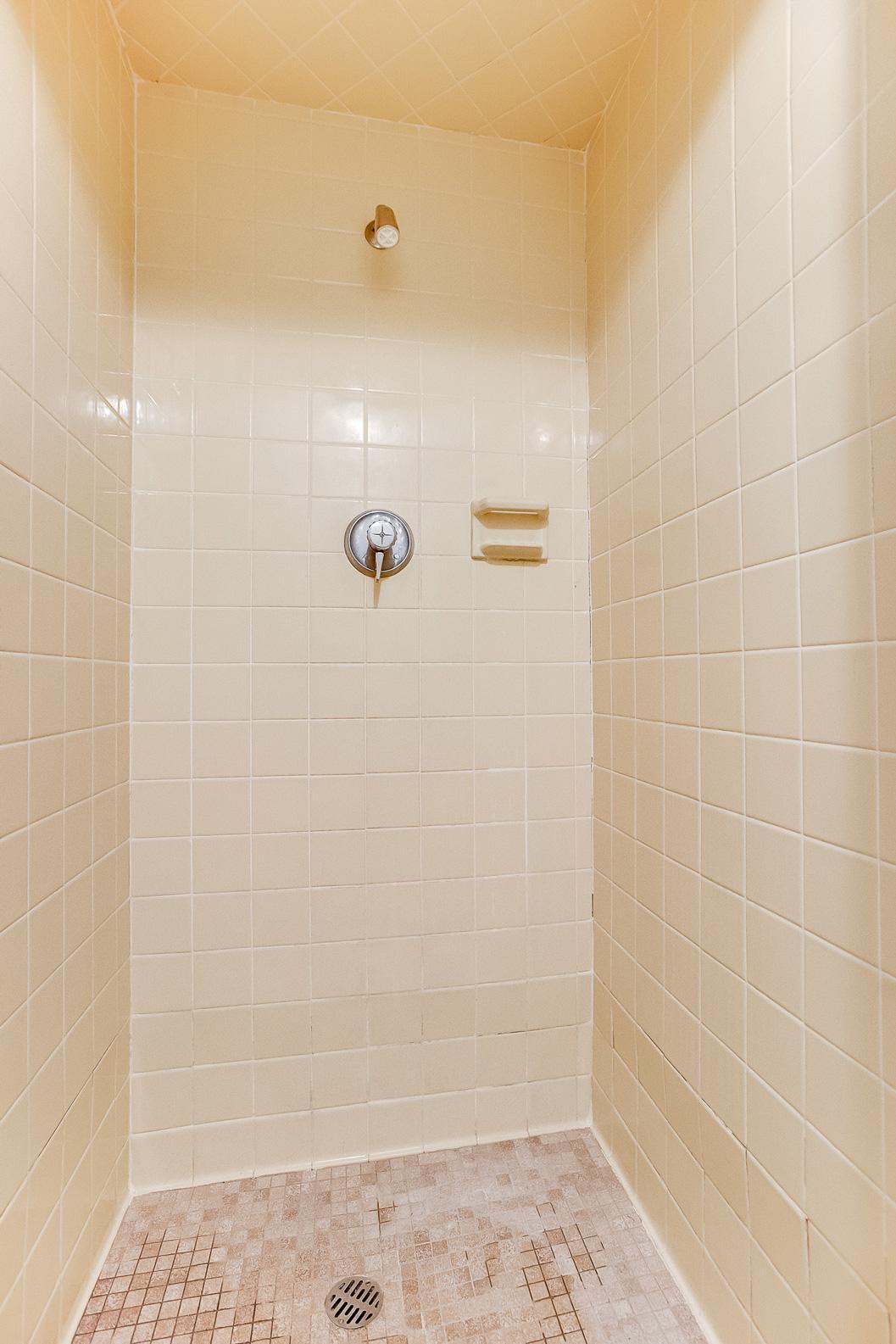 4109 Poplar Bridge Road Bloomington, MN 55437 - Photo 31 of 44 Gallery Image 31