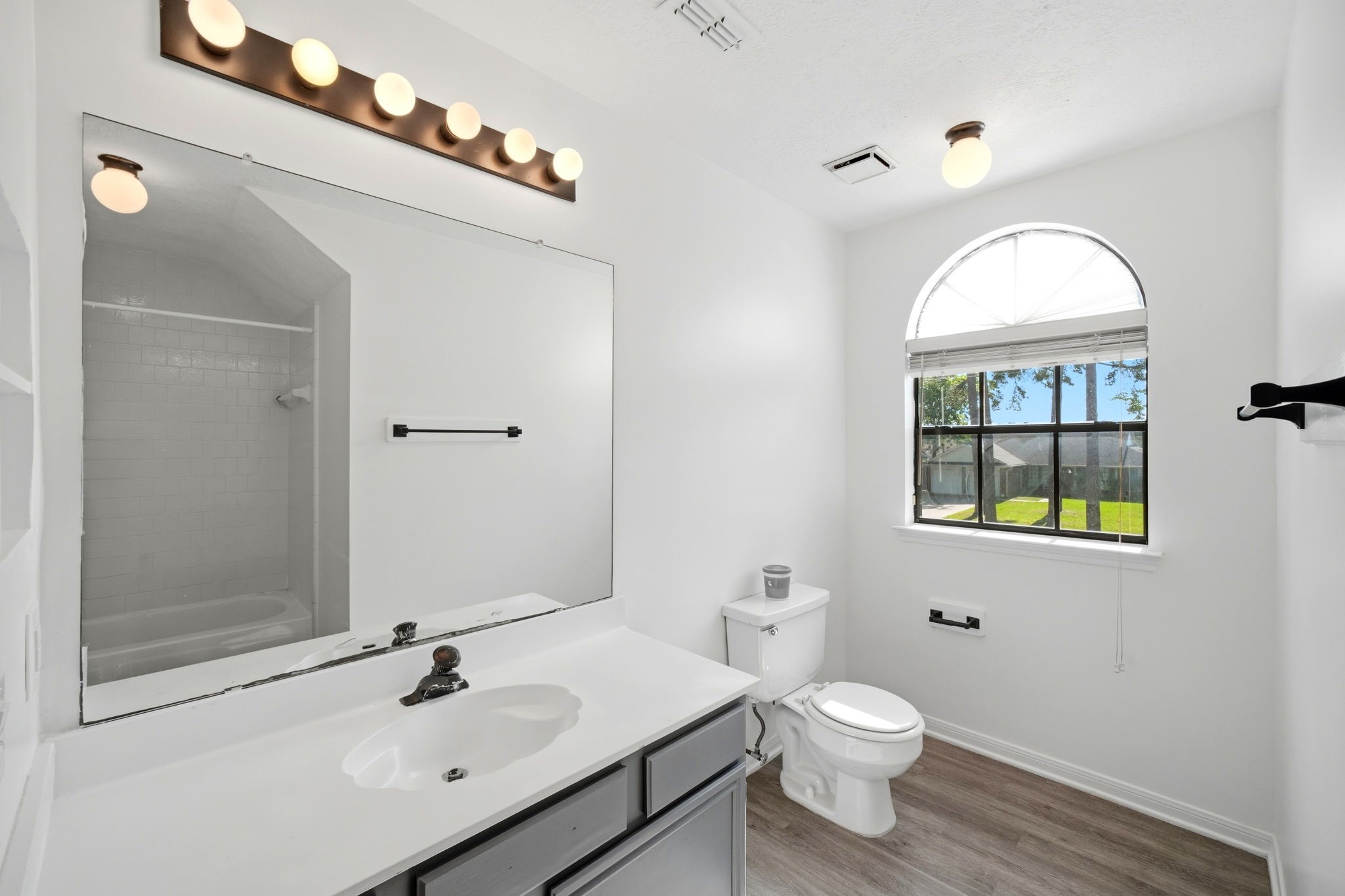21807 North Tangle Creek Lane Spring, TX 77388 - Photo 40 of 49 Bathroom 2