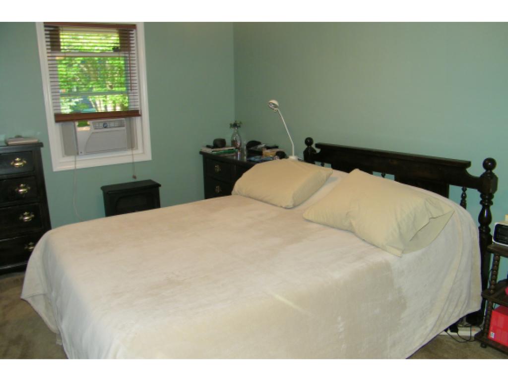 13 Hampton Street Concord, NH 03301 - Photo 16 of 32 Gallery Image 16