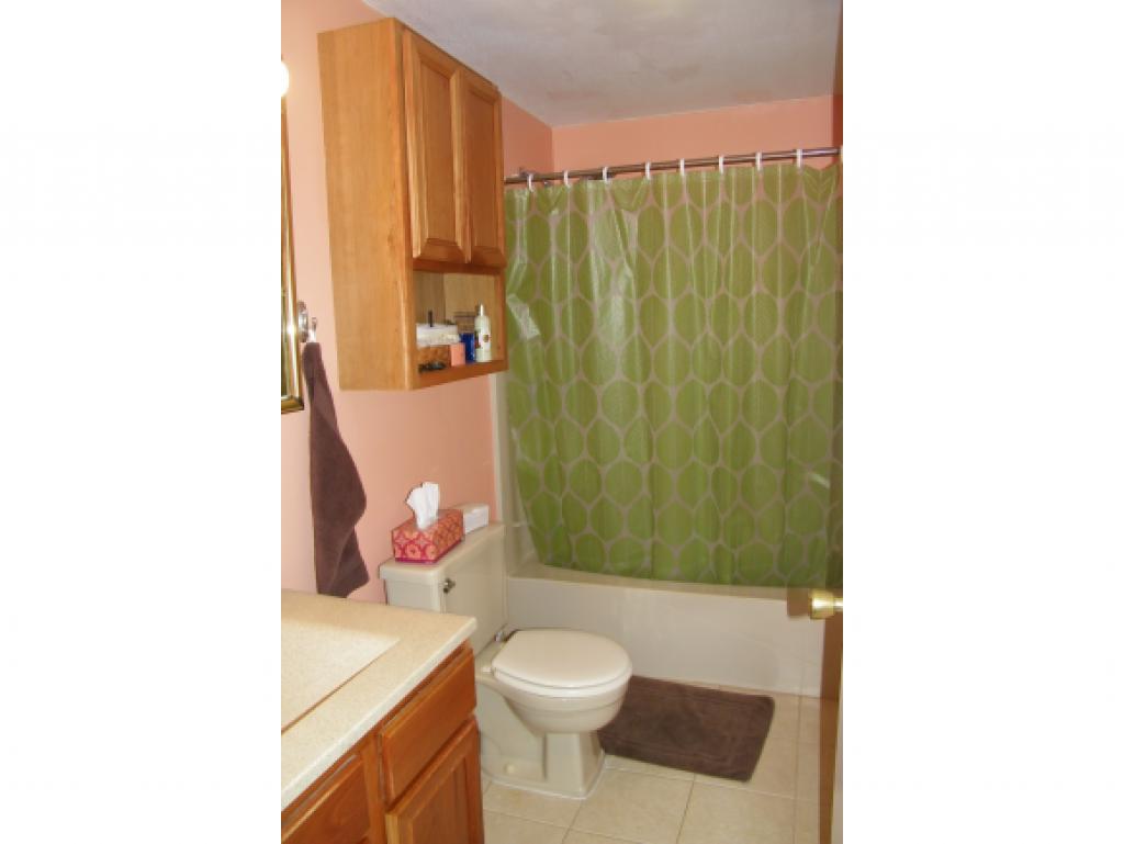 13 Hampton Street Concord, NH 03301 - Photo 21 of 32 Gallery Image 21