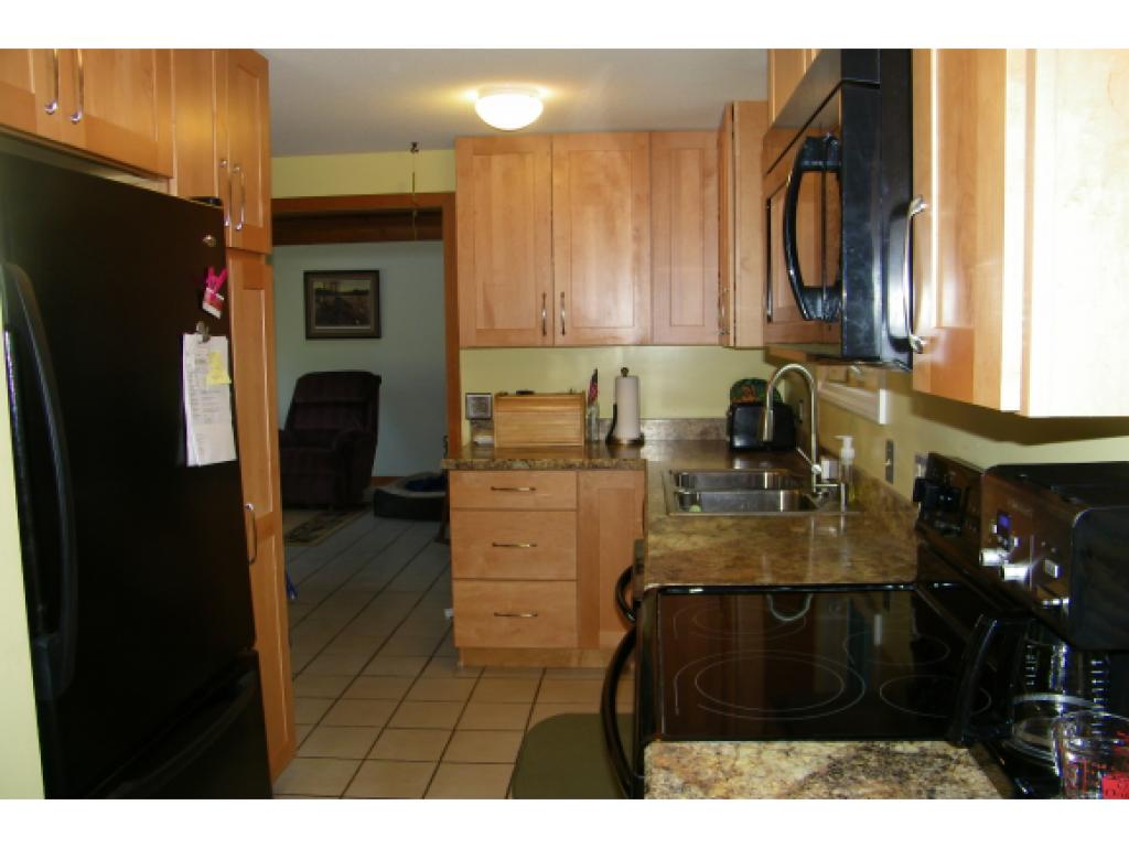 13 Hampton Street Concord, NH 03301 - Photo 5 of 32 Gallery Image 5