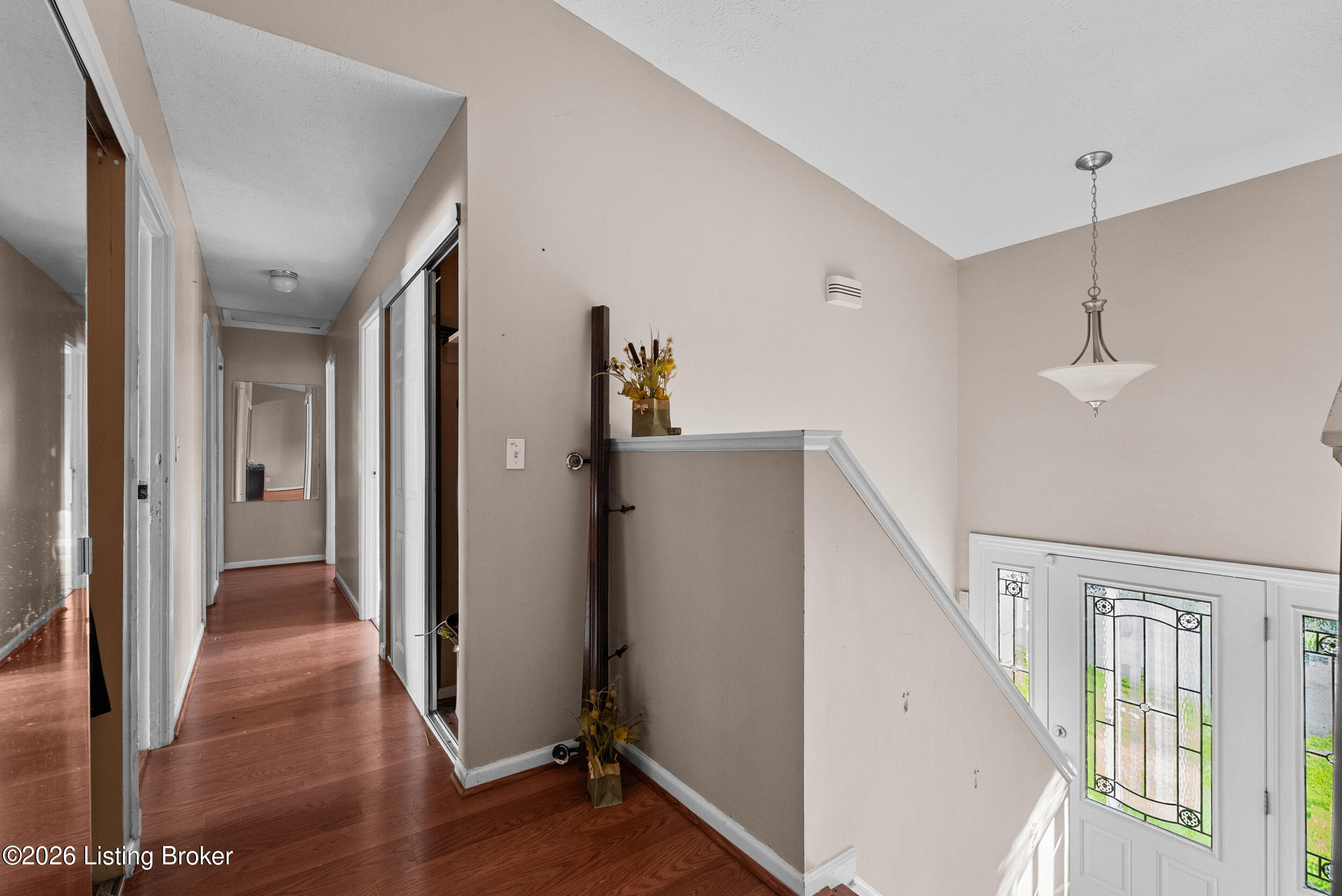 6311 May Pen Road Louisville, KY 40228 - Photo 11 of 46 Hallway
