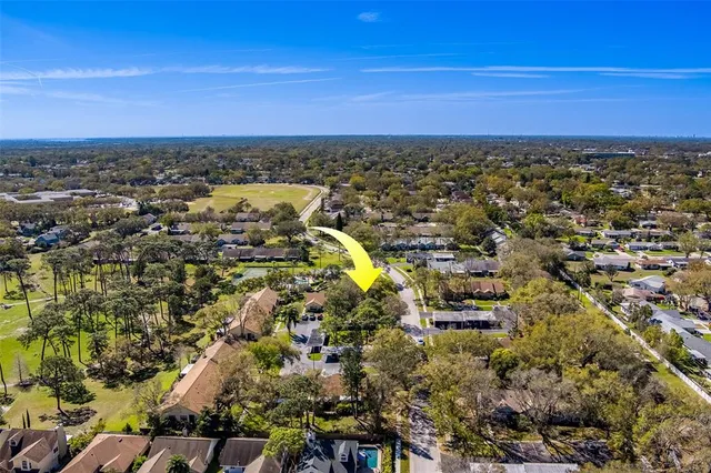 $2,200 | 2567 Bentley Drive, Palm Harbor, FL 34684