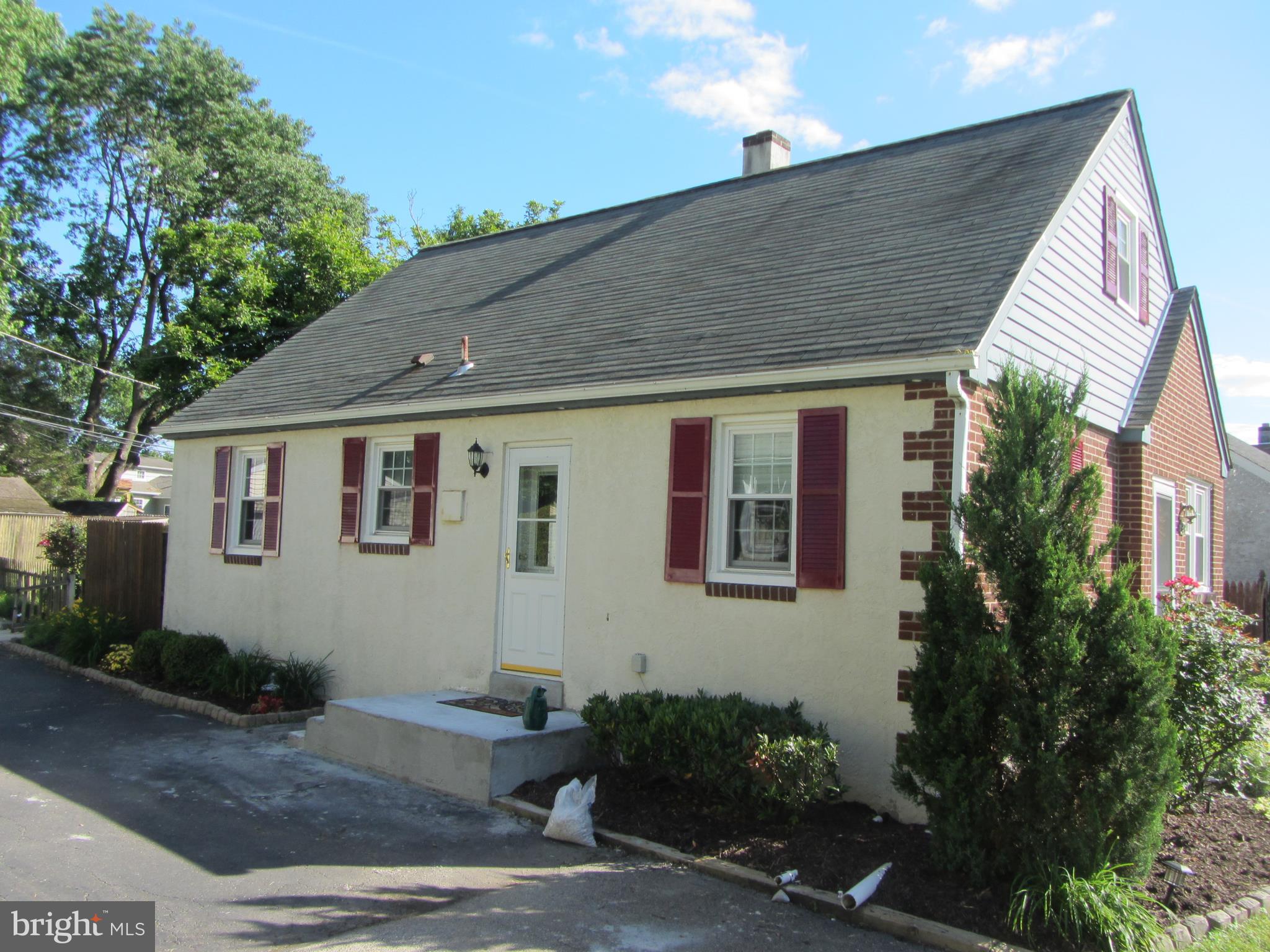 418 Hoover Road Ambler, PA 19002 - Photo 26 of 30 Side View