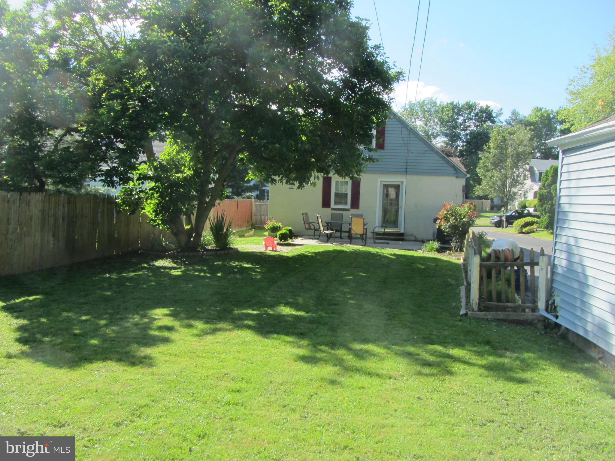 418 Hoover Road Ambler, PA 19002 - Photo 29 of 30 Back Yard
