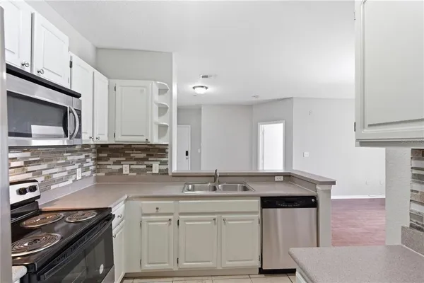 $1,990 | 5507 Legacy Crescent Place, Unit 202, Riverview, FL 33578