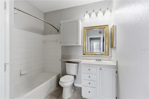 $1,990 | 5507 Legacy Crescent Place, Unit 202, Riverview, FL 33578