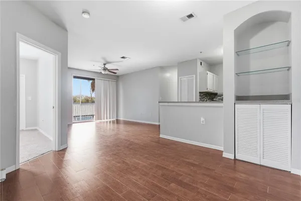 $1,990 | 5507 Legacy Crescent Place, Unit 202, Riverview, FL 33578