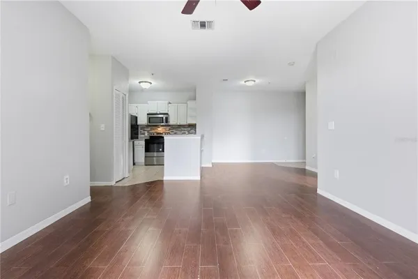 $1,990 | 5507 Legacy Crescent Place, Unit 202, Riverview, FL 33578