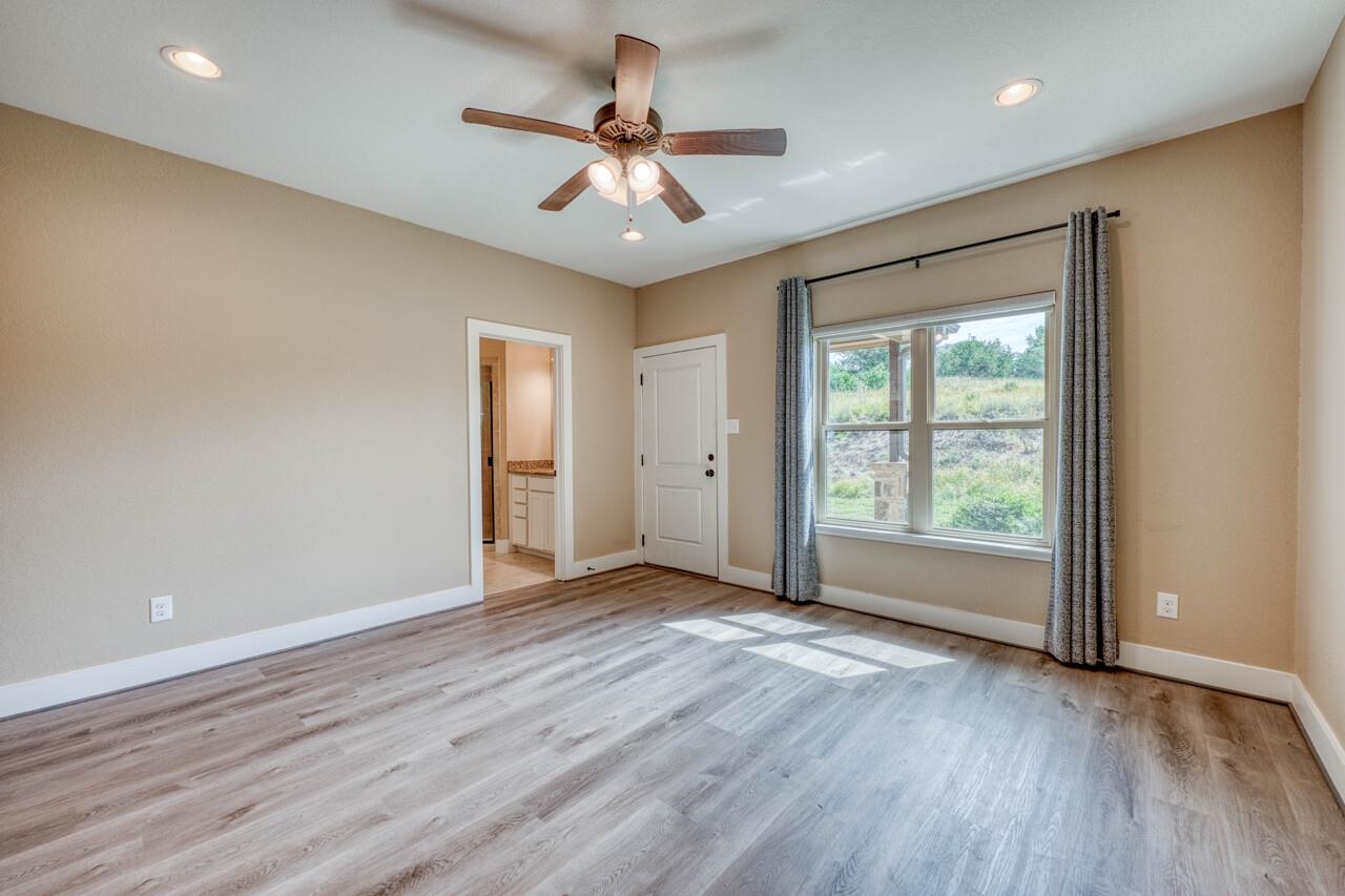 127 Uplift Horseshoe Bay, TX 78657 - Photo 11 of 24